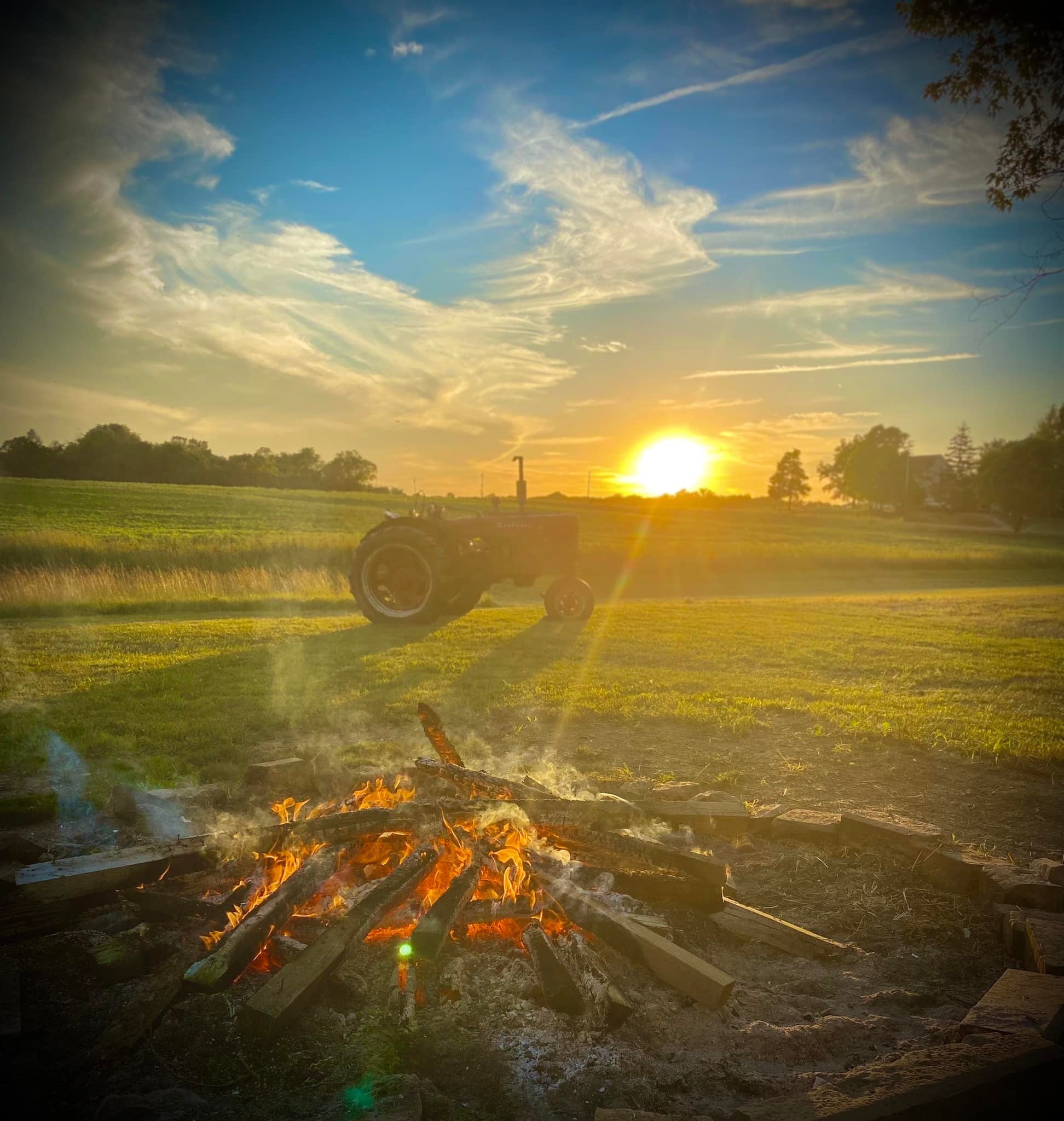 bon fire party
hayride
hayrides
hayride halloween
bonfire birthday party
hayride wagon
hayride fall
hayride trailer
bonfire night bonfire party ideas
ohio